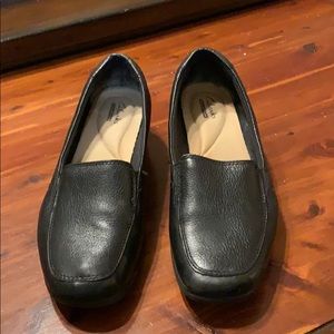Clark’s Black Wedge Shoe Women’s Size 8